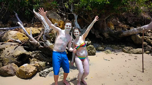 Banho de argila - Praia dos Carneiros - PE